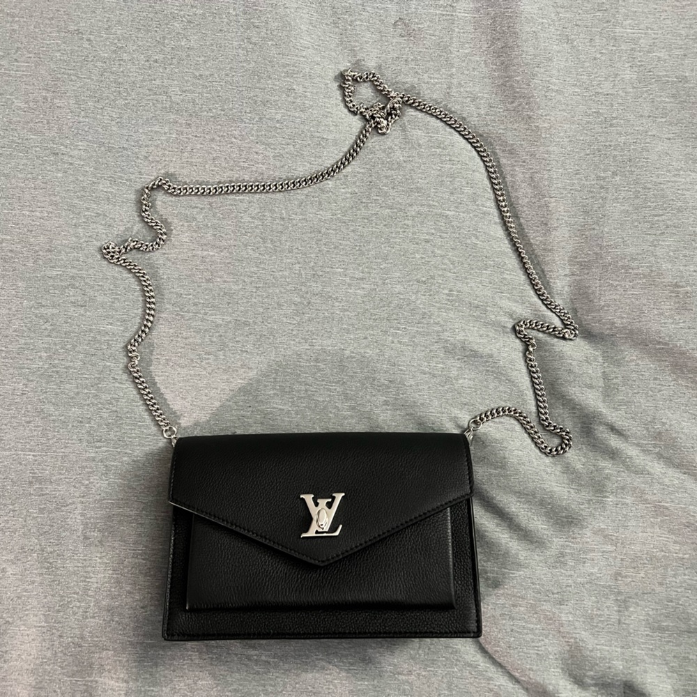 Louis Vuitton crossbody